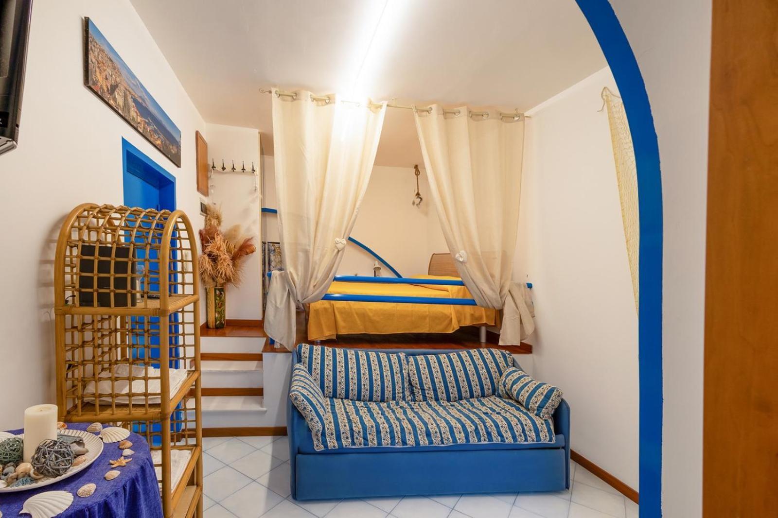 Uanema House Apartment เนเปิลส์ ภายนอก รูปภาพ