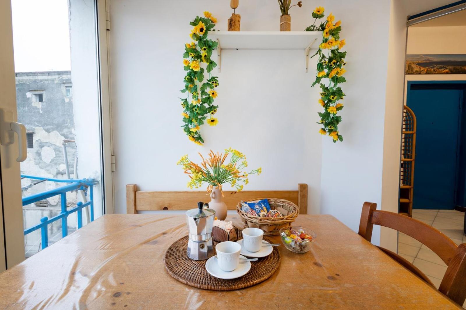 Uanema House Apartment เนเปิลส์ ภายนอก รูปภาพ